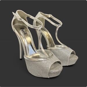 Qupid silver glitter platform heels size 9 Y2K club prom stilettos